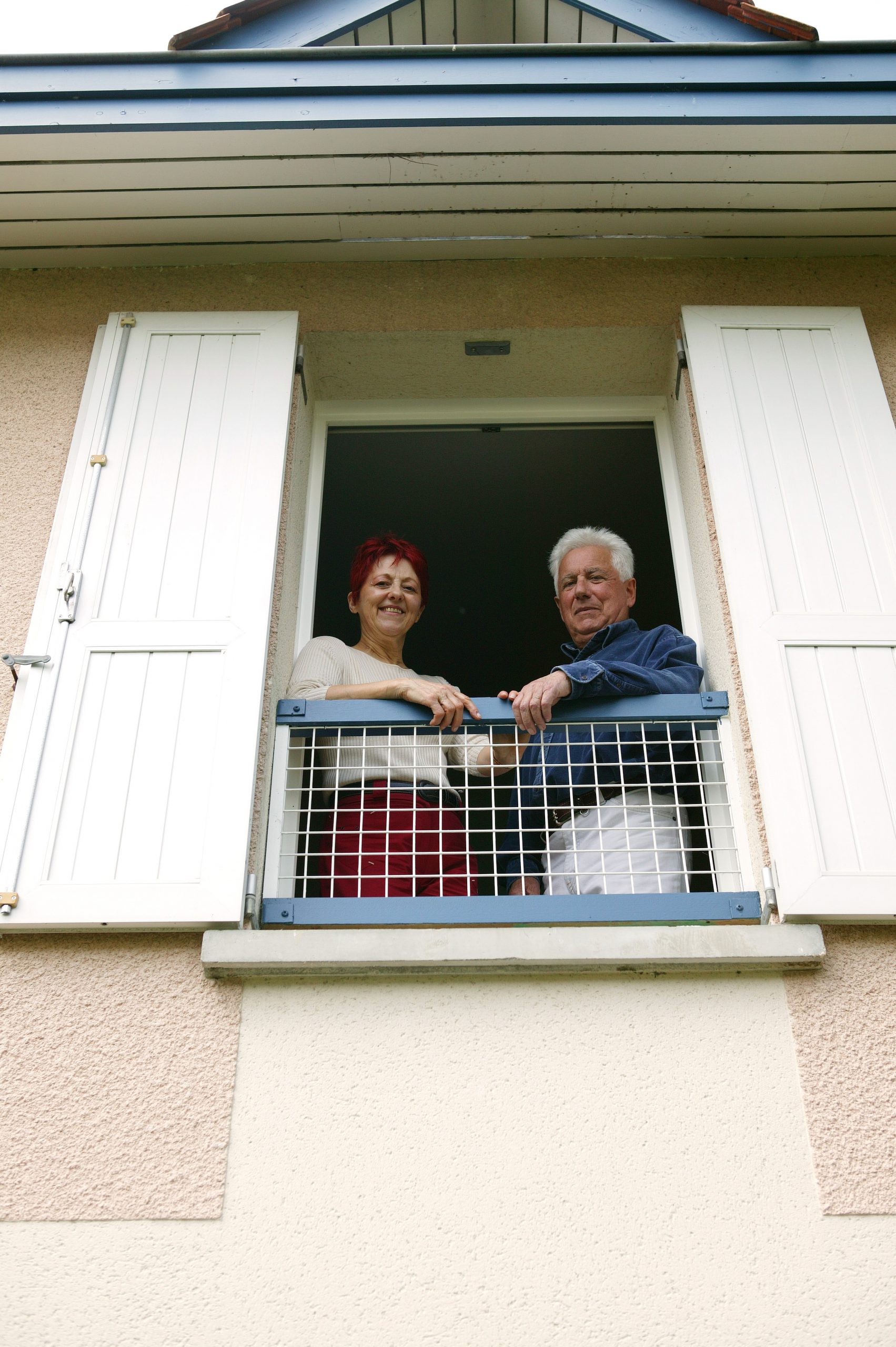 Adaptation Salle de bain Senior : éviter les chutes en ajoutant un